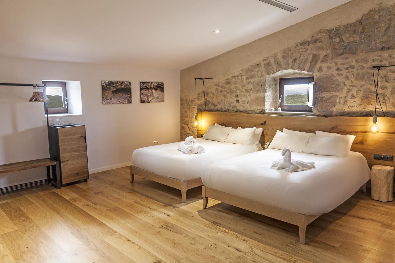 Lladurs Hotel Casa Albets מראה חיצוני תמונה